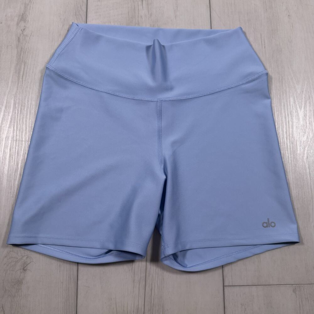 Alo Yoga Airlift Energy Short Seashell Blue Pilates Workout Pilates High Waist L
